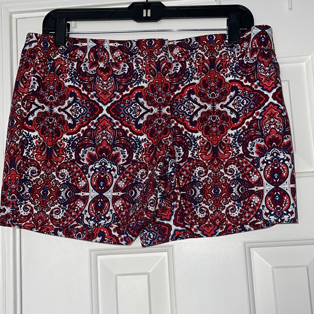 Saint Tropez West red white and blue print shorts paisley print size 10